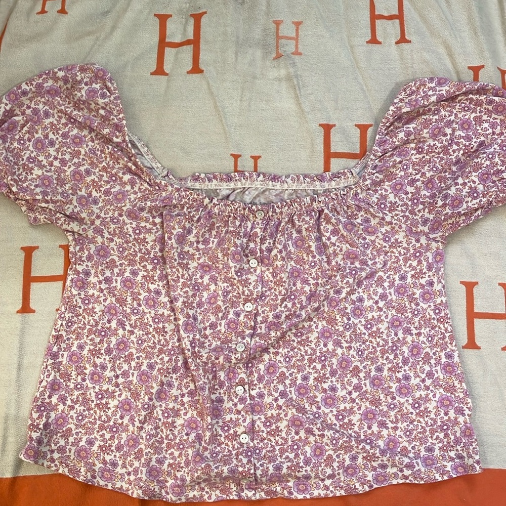 American Eagle Floral Crop Top